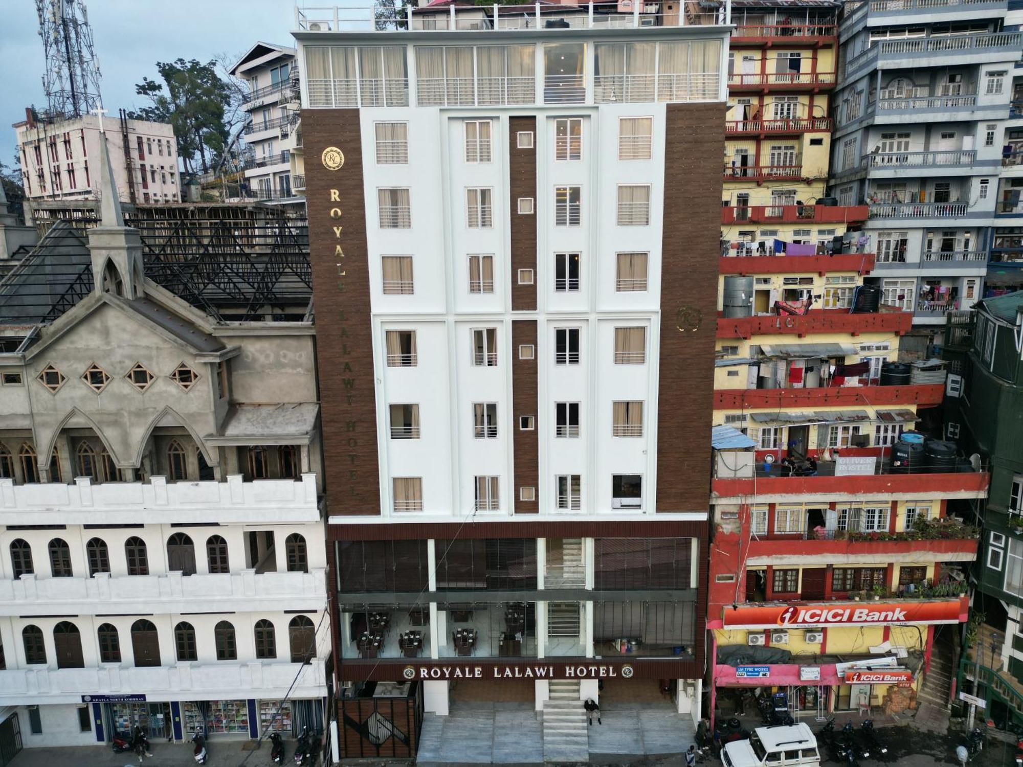 Royale Lalawi Hotel Āīzawl Buitenkant foto
